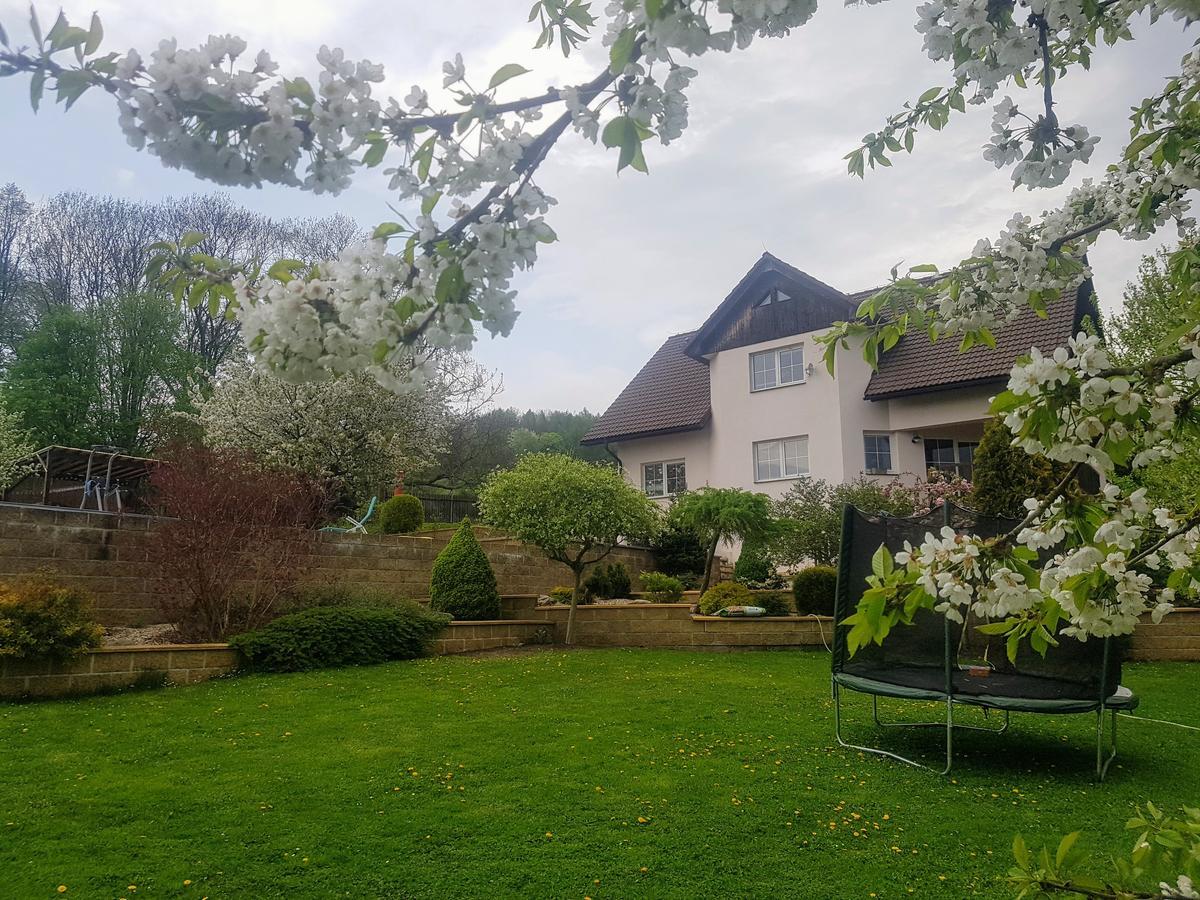 Vila Na Skalce Ceska Kamenice Exterior photo